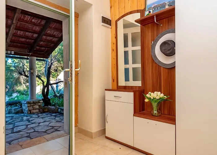 בית נופש House Hidden Bay Blato (Korcula)